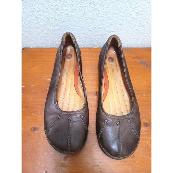 Clarks Unstructured Un Softwalk Brown Leather Slip-On Comfort Flats Women's Shoe - Picture 2 of 13